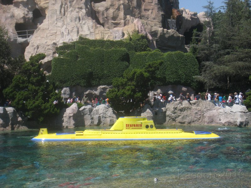 Disneyland 2010 Park 0165.JPG